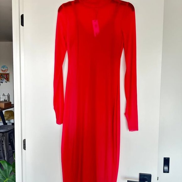 Hot Pink Dress - Picture 2 of 4